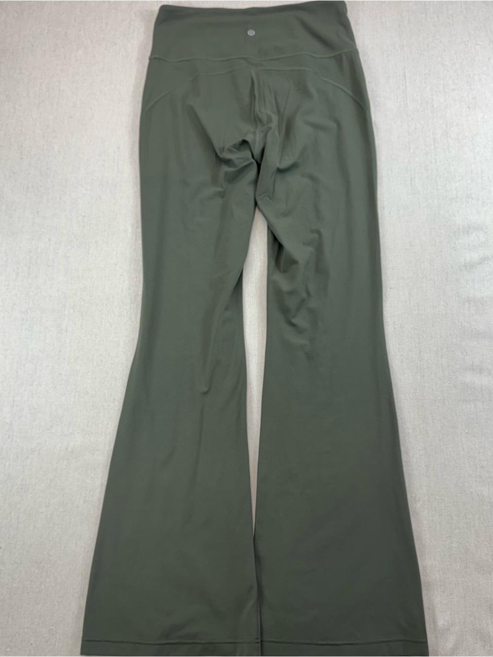 Lululemon Groove Super-High-Rise Flared Pant Nulu Dark Forest Sz 10 Long - Picture 11 of 11